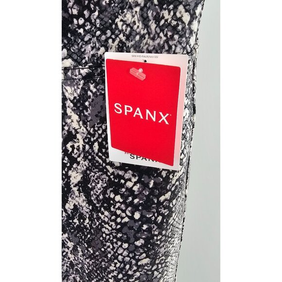 NEW!! Women's Spanx Faux Leather Snake Shine‎ Leggings Small NWT - Picture 1 of 8